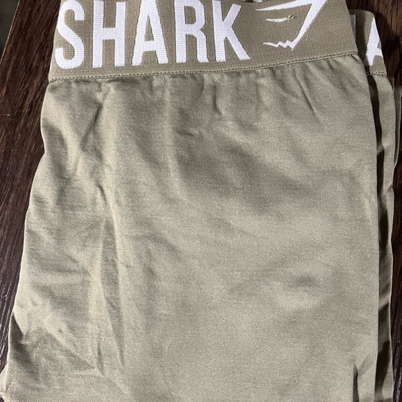 Gymshark Olive Leggings - Picture 1 of 1